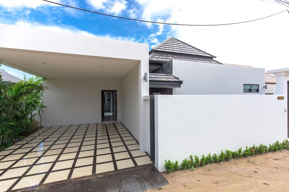 Clos Vougeot Villa By G Estate Rawai Exterior photo